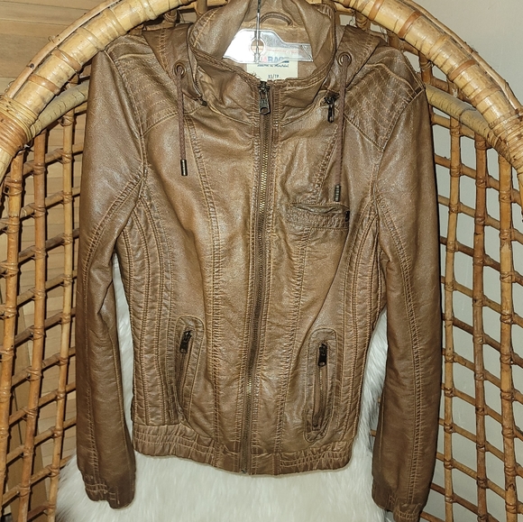 Faux hooded leather jacket - Picture 2 of 5